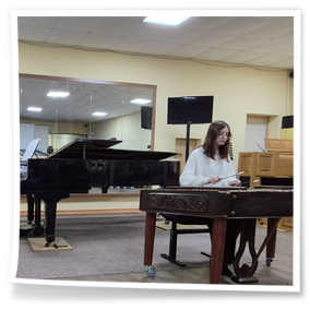 4 грудня 2025 року відбувся концерт цимбальної музики «Мандри з цимбалами», що відбувся у Харківському національному університеті мистецтв імені І. П. Котляревського