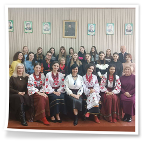 11 грудня 2025 року на цикловій комісії хорових та музично-теоретичних дисциплін відбулася зустріч із Бреславець Галиною Миколаївною, кандидатом мистецтвознавства, деканом факультету музичного мистецтва, доцентом кафедри естрадного та народного співу Харківської державної академії культури.