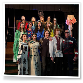 17 грудня 2025 року відбувся семестровий показ студентів ІІІ курсу спеціальності «Сценічне мистецтво». Глядацькій аудиторії була представлена вистава «Лісова пісня» за мотивами однойменної драми Лесі Українки (керівник постановки – Сомова О.А.).