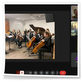 19 листопада 2025 року для здобувачів освіти освітньо-професійної програми «Народне інструментальне мистецтво» Харківського фахового вищого коледжу мистецтв відбулася онлайн зустріч з випускником нашого навчального закладу 2015 року доктором філософії, викладачем кафедри композиції та інструментування ХНУМ імені І.П.Котляревського, композитором та диригентом Володимиром Богатирьовим на тему: «Творчі сходинки кар’єрного зростання».