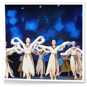 Народний ансамбль народного танцю «Закаблуки»
